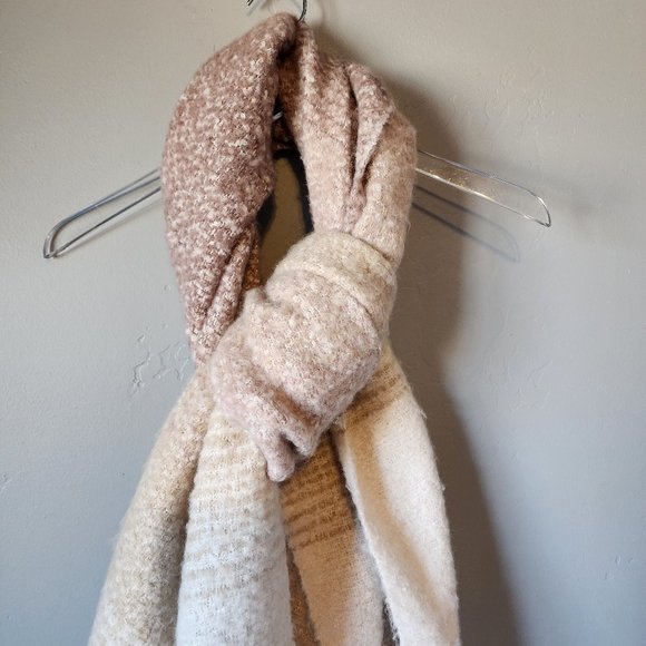 Anthropologie Scarf "EUC" - Picture 4 of 10